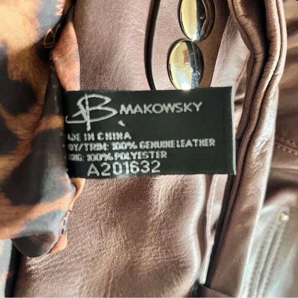 B. Makowsky Super Soft Leather Boho Large Shoulder Bag - Picture 11 of 12